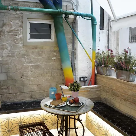 Art&flats فندق مبيت وإفطار فالنسيا