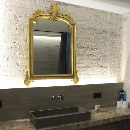 לינה וארוחת בוקר Art&flats *