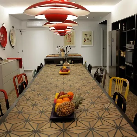 לינה וארוחת בוקר Art&flats ולנסיה