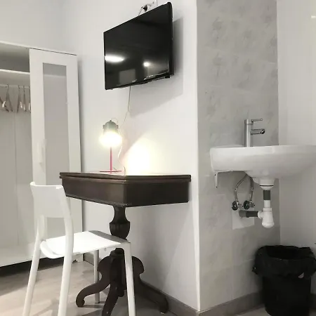 לינה וארוחת בוקר Art&flats ולנסיה