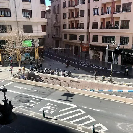 Art&flats לינה וארוחת בוקר